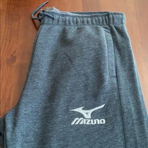 Mizuno Joggers. Never worn!  Size L